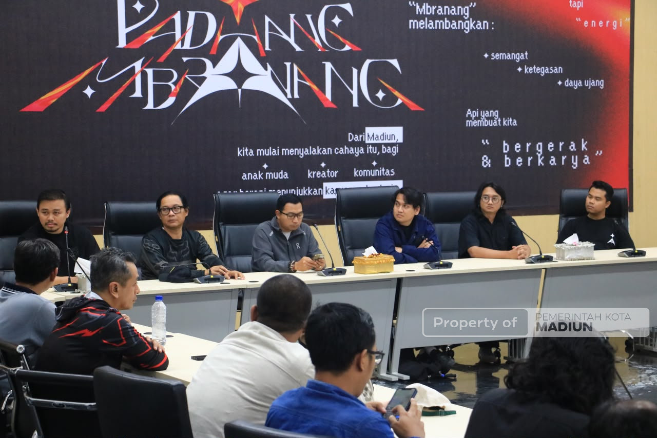 Gelar Press Conference Padhang Mbranang 2026, Plt Wali Kota Perkuat Ekosistem Ekonomi Kreatif Digital