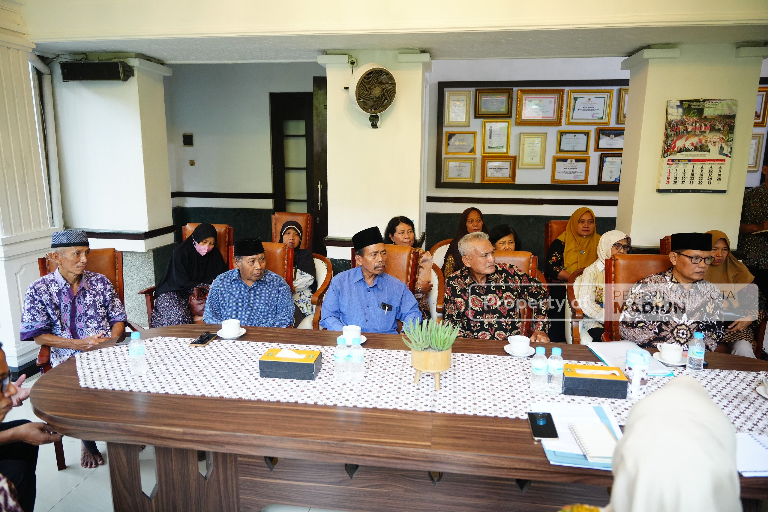 Terima Audiensi Nasabah Asuransi Bumi Putera, Wakil Wali Kota Siap Menjembatani