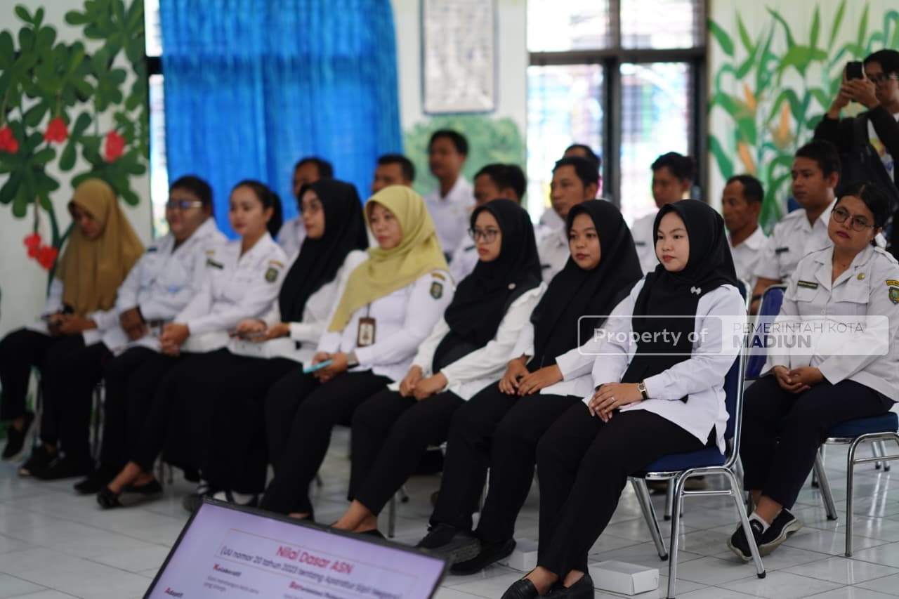 Beri Pembinaan Pegawai DKPP, Plt Wali Kota: Disiplin dan Integritas Jadi Cerminan ASN