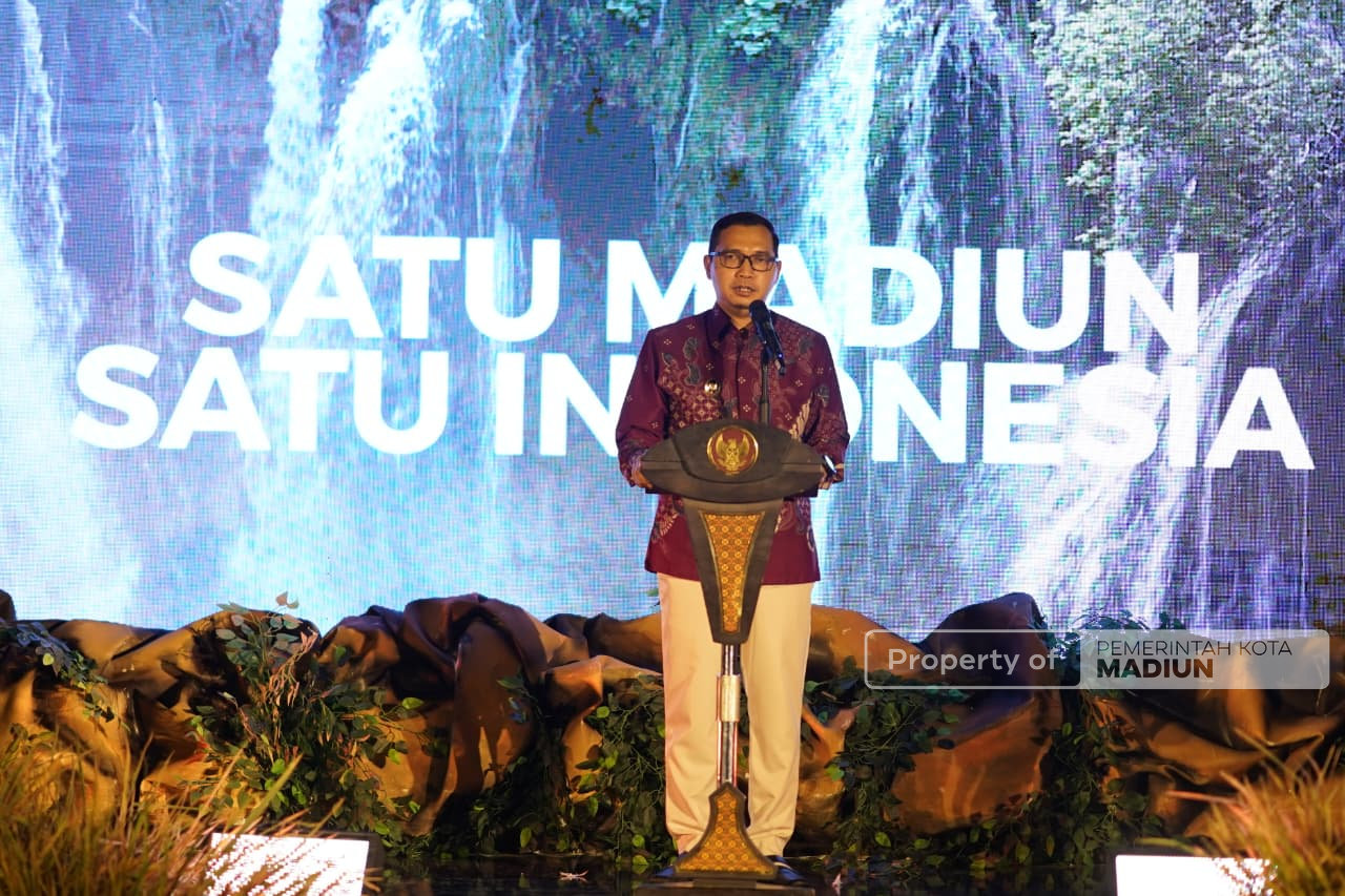 Malam Kenegaraan di Kota Madiun, Plt Wali Kota Ajak Perkuat Gotong Royong dan Peduli Sesama
