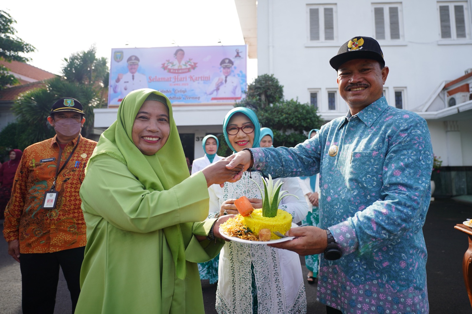 Peringatan Hari Kartini, Wali Kota Ajak Tingkatkan Partisipasi Tapi Jangan Lupakan Kodrat Sebagai Perempuan