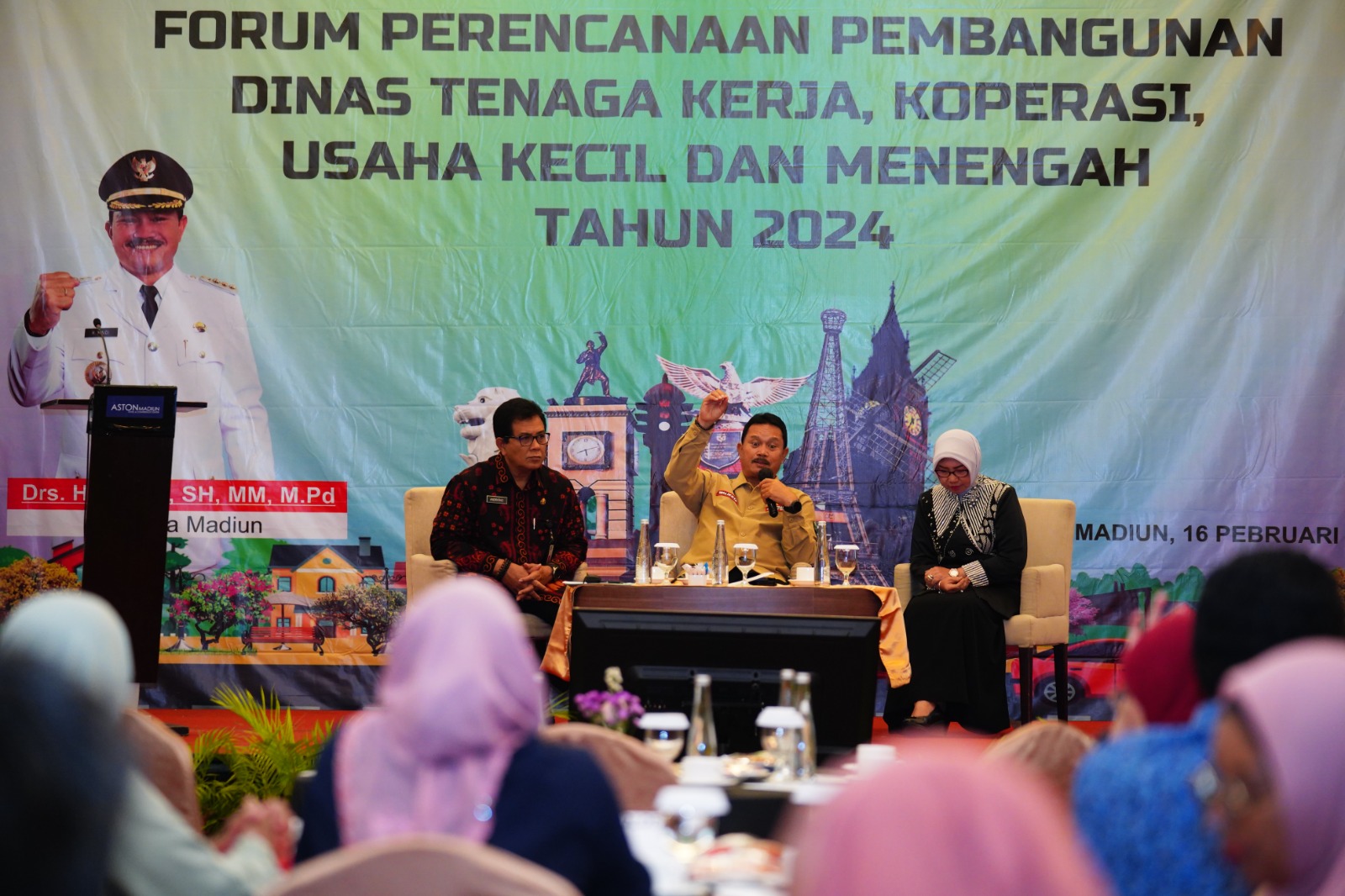 Hadiri Musrenbang Disnaker KUKM, Wali Kota Imbau OPD Tekan Angka Pengangguran