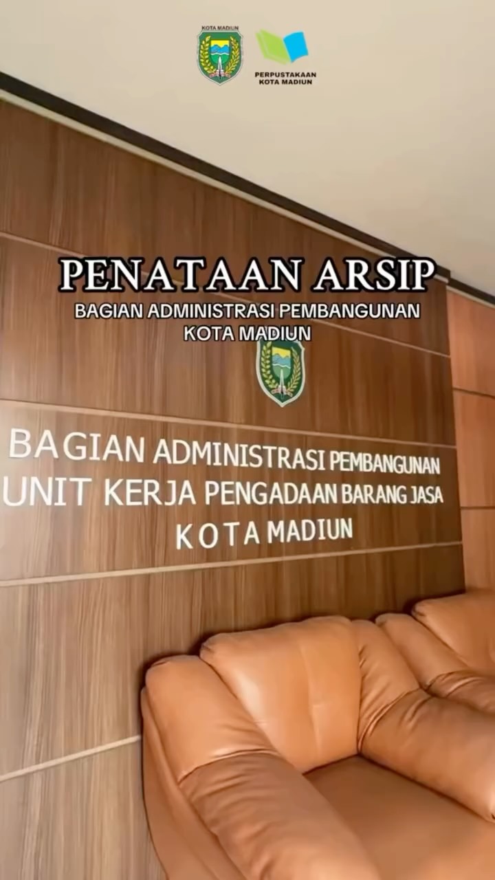 Dinas Perpustakaan dan Kearsipan Kota Madiun melaksanakan kegiatan penataan arsip aktif dan inaktif di Bagian Pengadaan ...